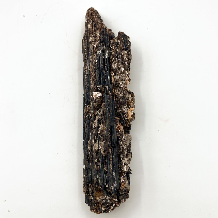 TOURMALINE NOIRE BRUTE ET MICA