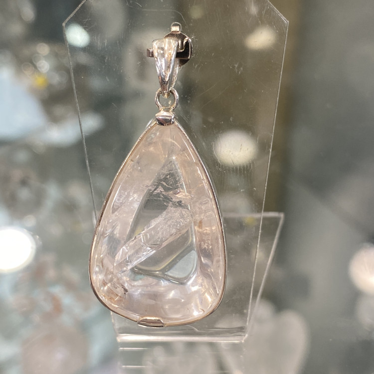 PENDENTIF CRISTAL  - QUARTZ MANIFESTATION